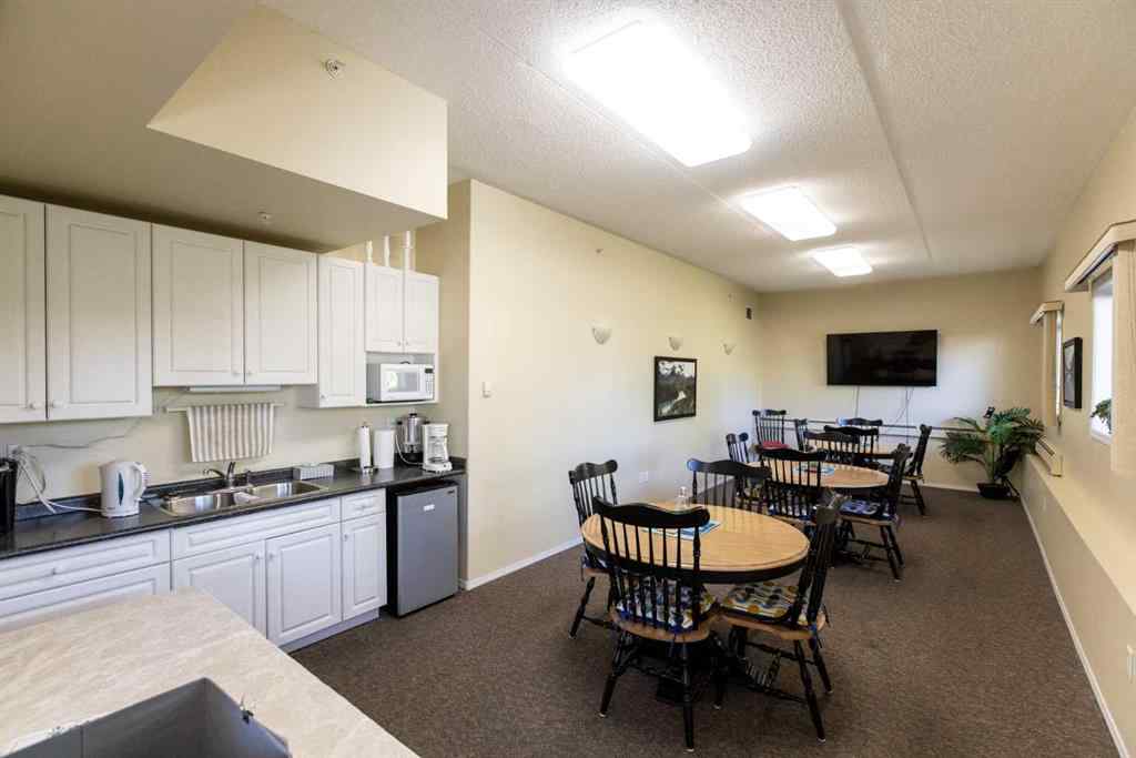 MLS® A2245240 - Unit #203 4500 45 Avenue  in Southeast Innisfail Innisfail, Residential