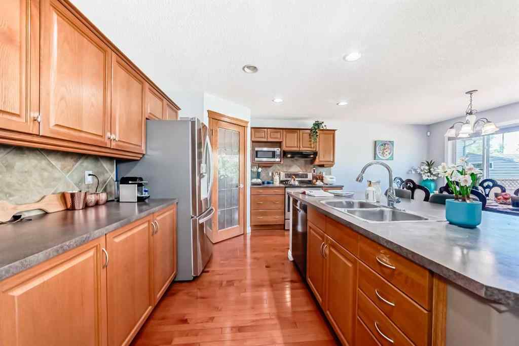 MLS® A2245243 - 149 Covehaven Gardens NE in Coventry Hills Calgary, Residential