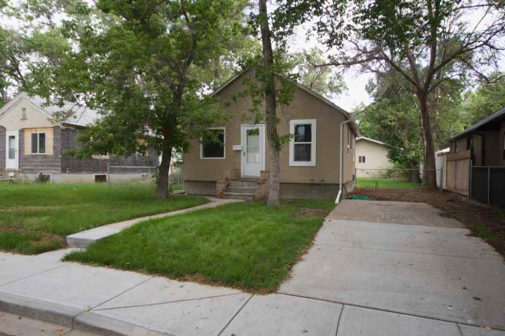 MLS® A2245244 - 318 8 Street SE in SE Hill Medicine Hat, Residential