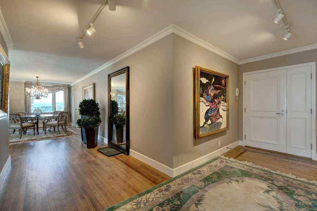 MLS® A2245245 - Unit #1102D 500 Eau Claire Avenue SW in Eau Claire Calgary, Residential