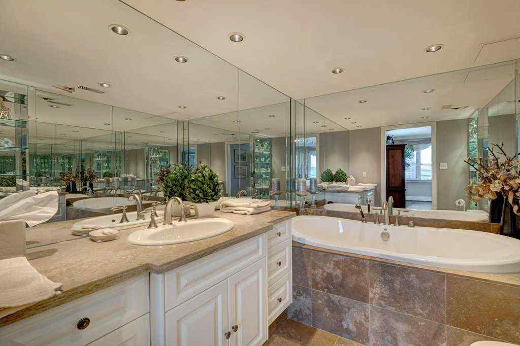 MLS® A2245245 - Unit #1102D 500 Eau Claire Avenue SW in Eau Claire Calgary, Residential
