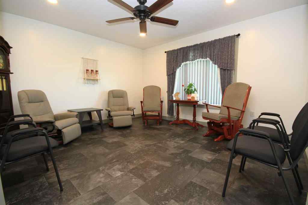 MLS® A2245248 - 212 3 Street N in NONE Grassy Lake, Residential