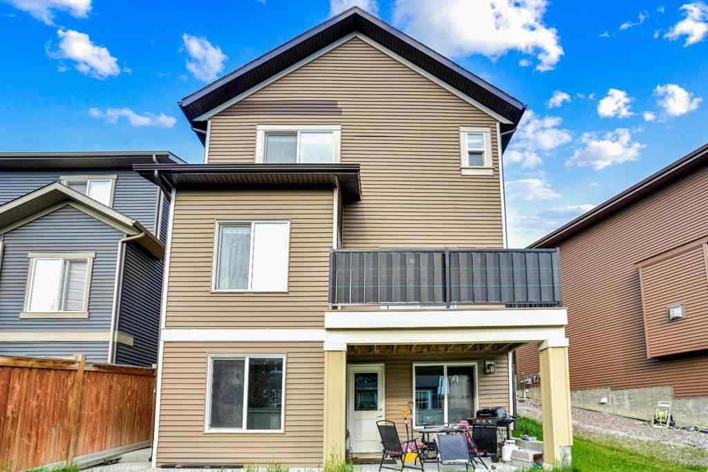 MLS® A2245250 - 21 Kingsbury Close SE in Kings Heights Airdrie, Residential