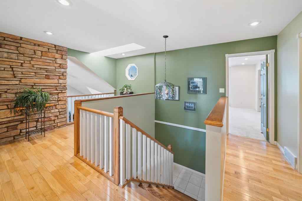 MLS® A2245255 - 330 Canyon Close  in Cougar Creek Canmore, Residential