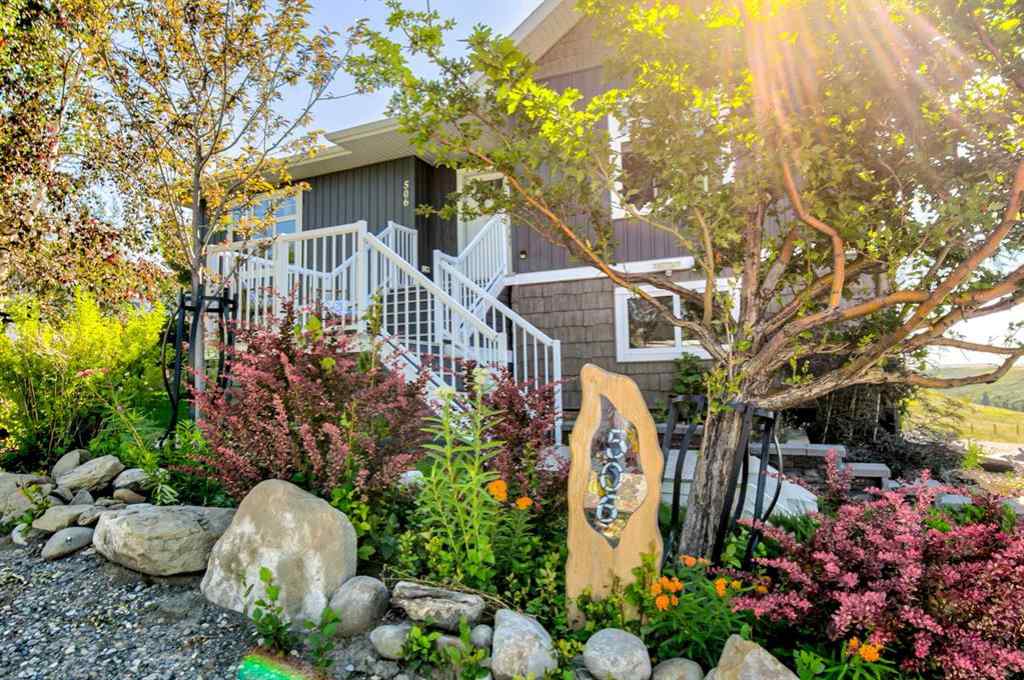 MLS® A2245263 - 506 1 Street  in NONE Rural Pincher Creek No. 9, M.D. of, Residential
