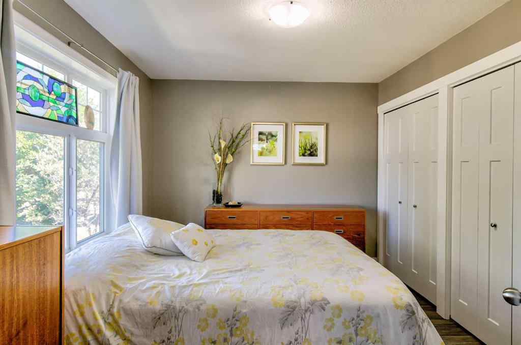MLS® A2245263 - 506 1 Street  in NONE Rural Pincher Creek No. 9, M.D. of, Residential