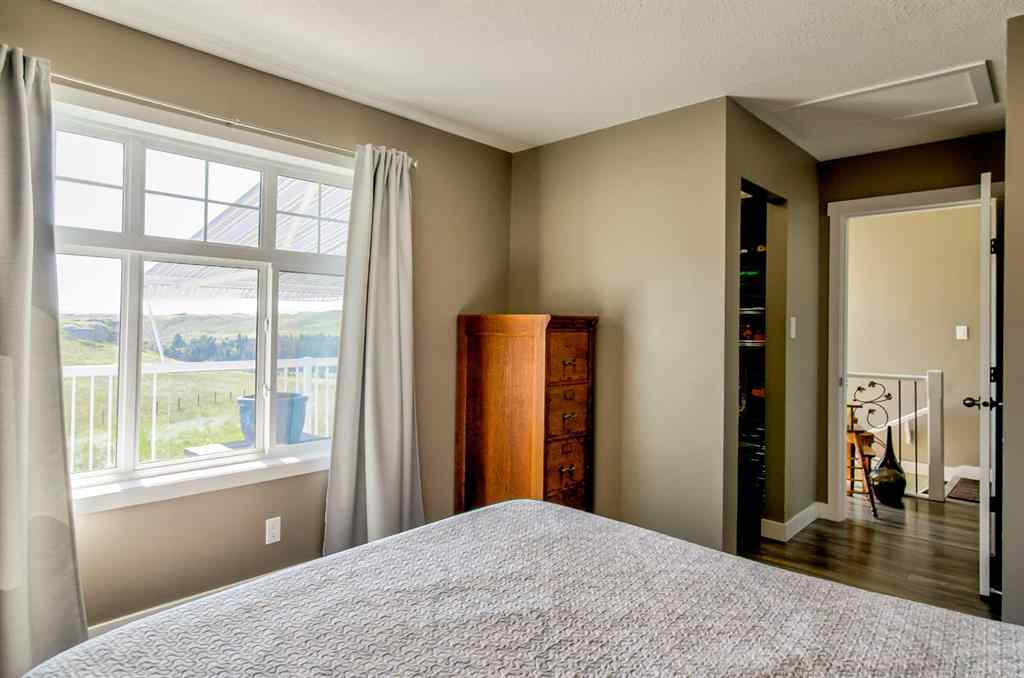 MLS® A2245263 - 506 1 Street  in NONE Rural Pincher Creek No. 9, M.D. of, Residential