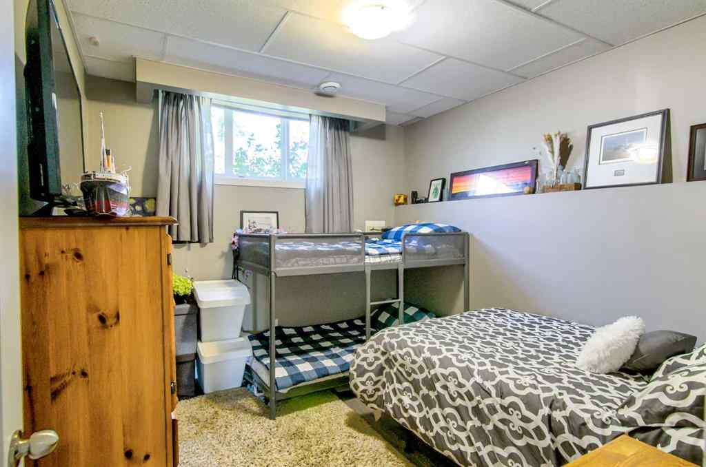 MLS® A2245263 - 506 1 Street  in NONE Rural Pincher Creek No. 9, M.D. of, Residential