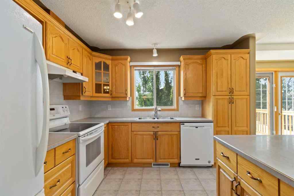 MLS® A2245264 - 220 Boisvert Place  in Timberlea Fort McMurray, Residential