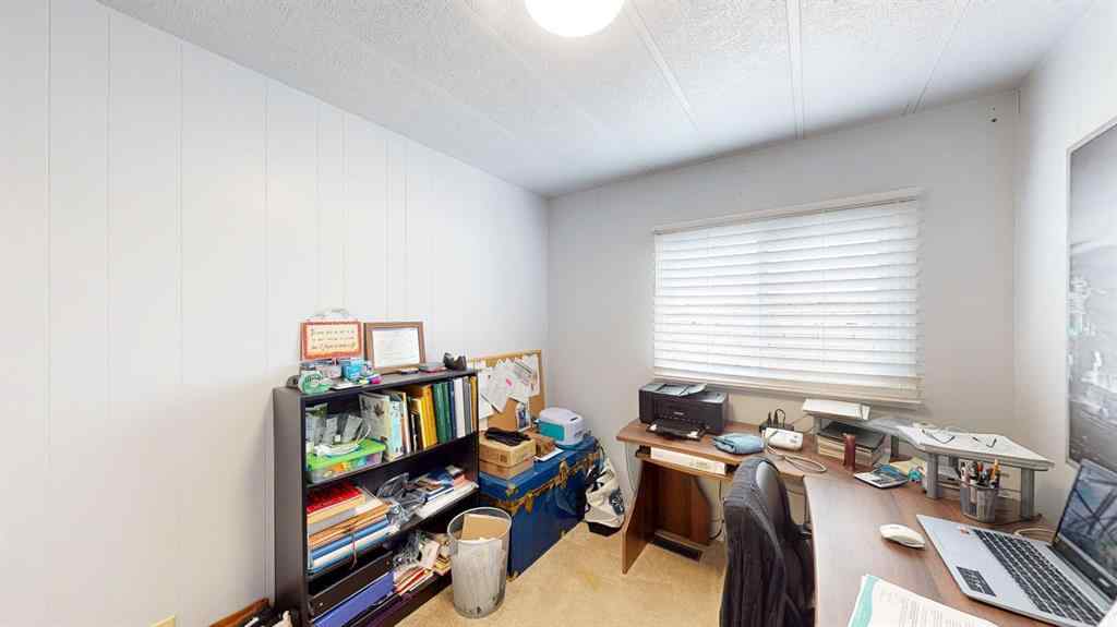 MLS® A2245266 - 304 Fleet Street SW in SW Hill Medicine Hat, Residential