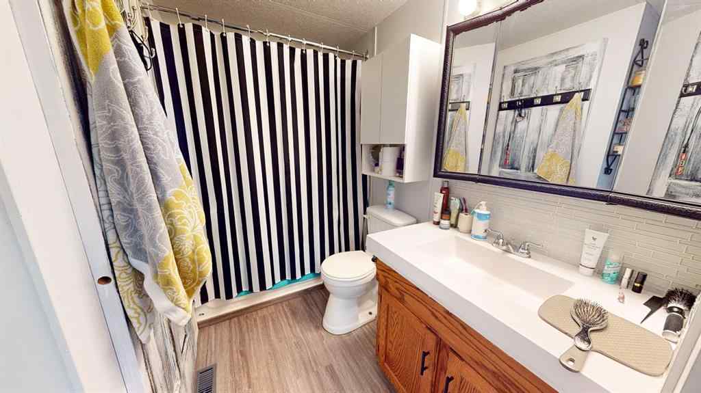 MLS® A2245266 - 304 Fleet Street SW in SW Hill Medicine Hat, Residential