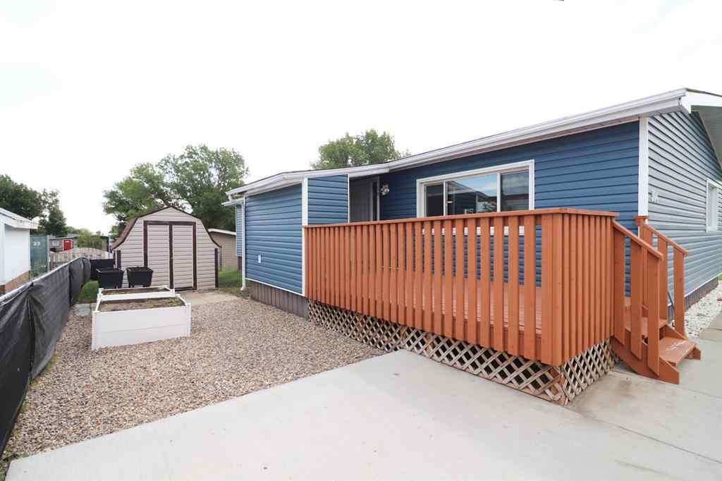 MLS® A2245266 - 304 Fleet Street SW in SW Hill Medicine Hat, Residential
