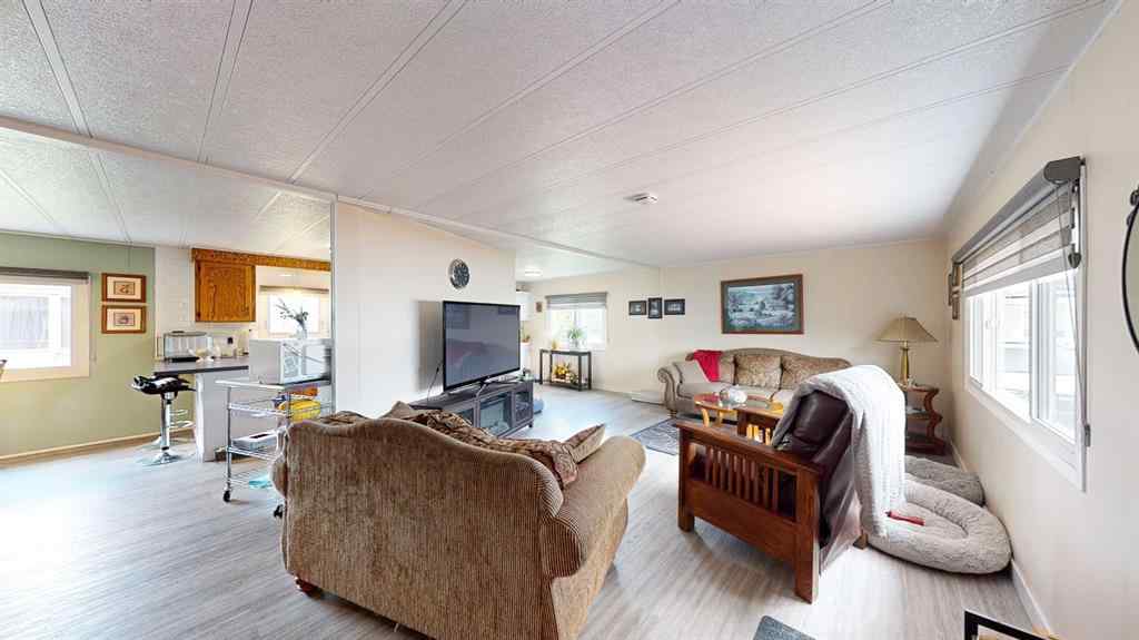 MLS® A2245266 - 304 Fleet Street SW in SW Hill Medicine Hat, Residential