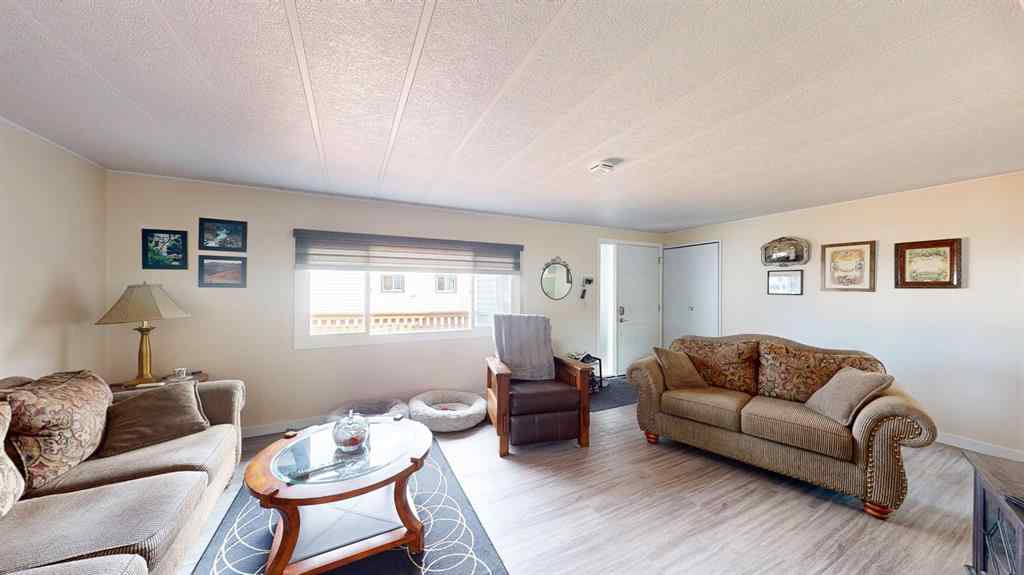 MLS® A2245266 - 304 Fleet Street SW in SW Hill Medicine Hat, Residential