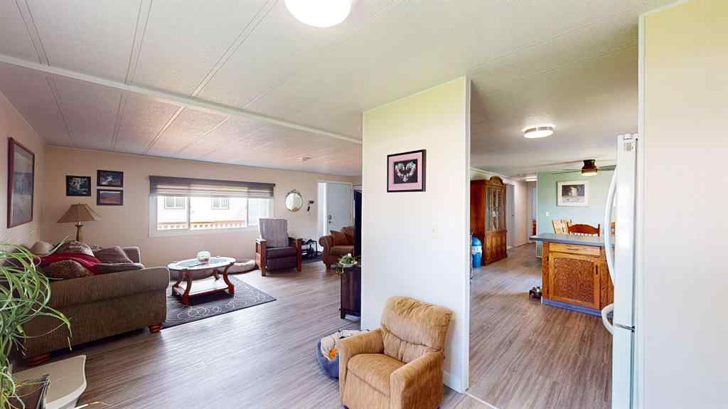 MLS® A2245266 - 304 Fleet Street SW in SW Hill Medicine Hat, Residential