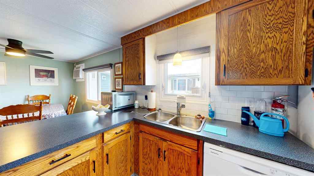MLS® A2245266 - 304 Fleet Street SW in SW Hill Medicine Hat, Residential