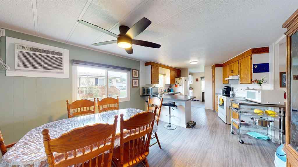MLS® A2245266 - 304 Fleet Street SW in SW Hill Medicine Hat, Residential