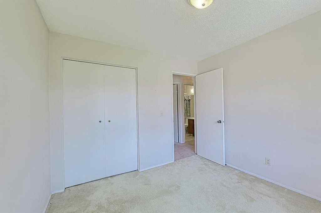 MLS® A2245281 - 84 Sunmount Close SE in Sundance Calgary, Residential