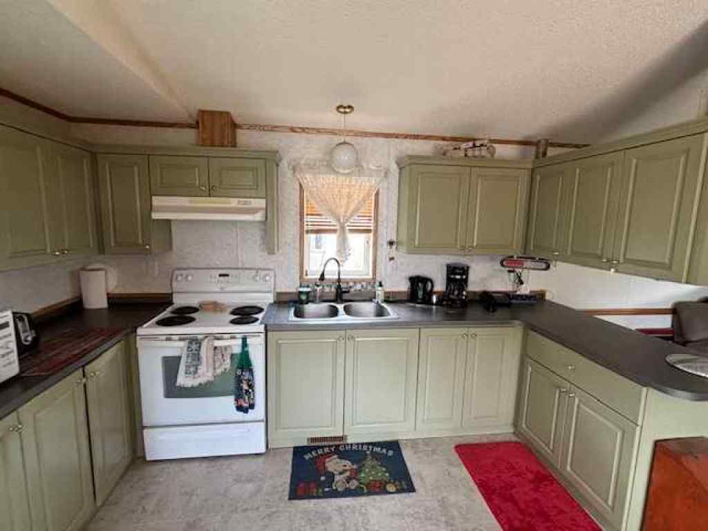 MLS® A2245292 - 4617 53 Avenue  in NONE Grimshaw, Residential