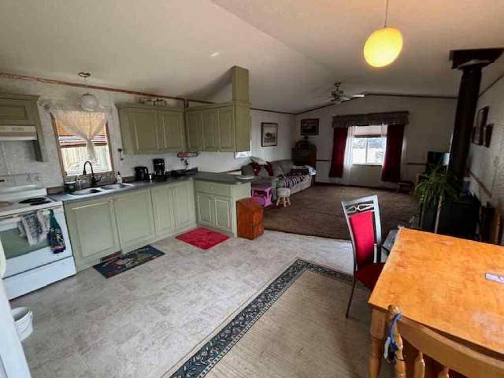 MLS® A2245292 - 4617 53 Avenue  in NONE Grimshaw, Residential
