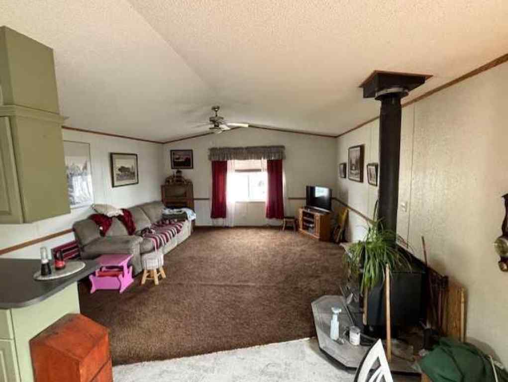 MLS® A2245292 - 4617 53 Avenue  in NONE Grimshaw, Residential