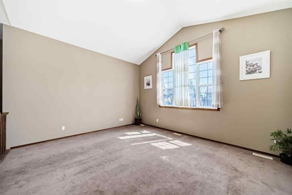 MLS® A2245293 - 10 Cranwell Square SE in Cranston Calgary, Residential