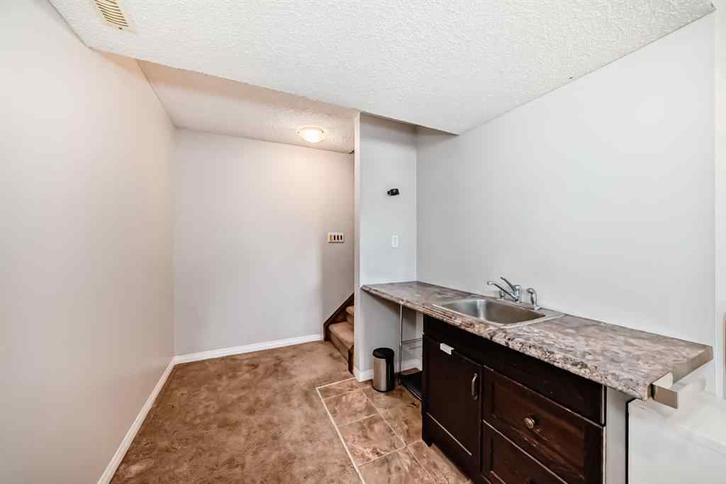 MLS® A2245293 - 10 Cranwell Square SE in Cranston Calgary, Residential