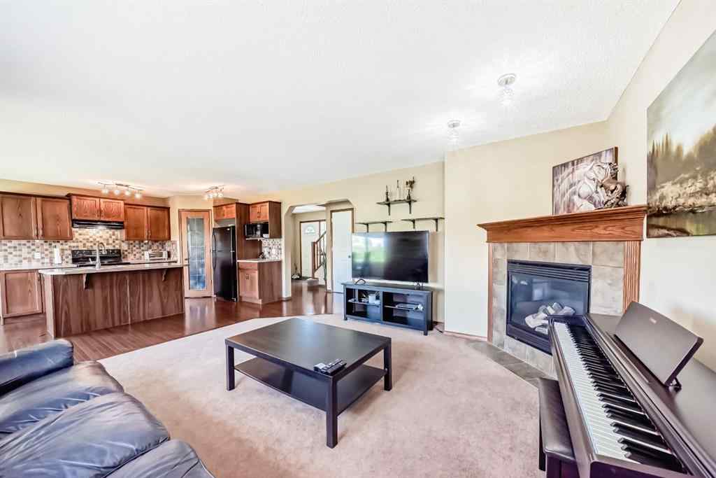 MLS® A2245293 - 10 Cranwell Square SE in Cranston Calgary, Residential