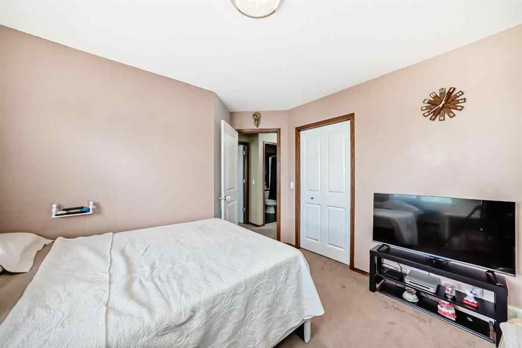 MLS® A2245293 - 10 Cranwell Square SE in Cranston Calgary, Residential