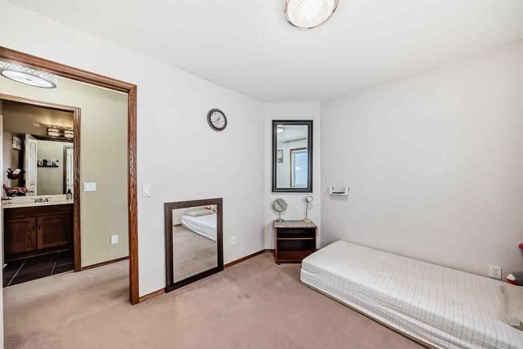 MLS® A2245293 - 10 Cranwell Square SE in Cranston Calgary, Residential