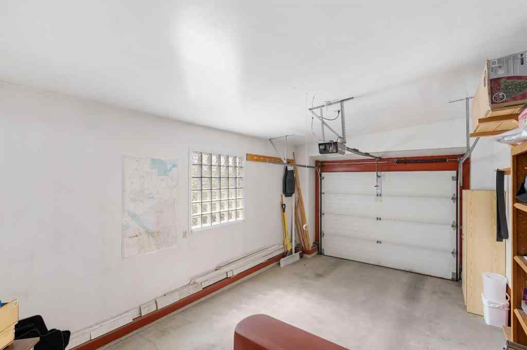 MLS® A2245296 - 4440 Brentwood Green NW in Brentwood Calgary, Residential
