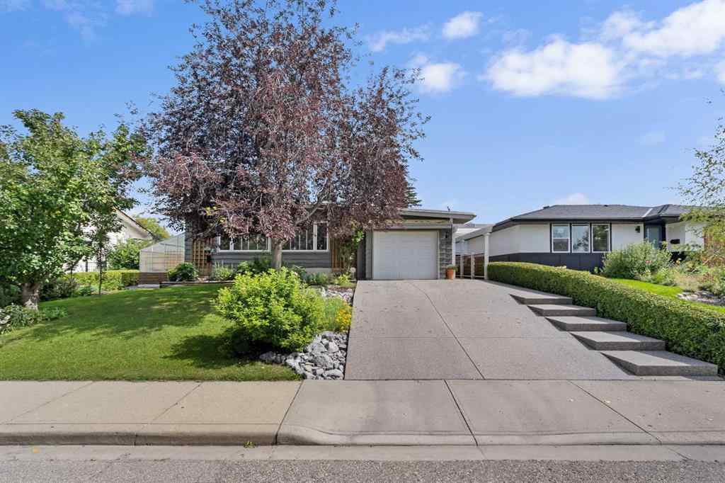 MLS® A2245296 - 4440 Brentwood Green NW in Brentwood Calgary, Residential