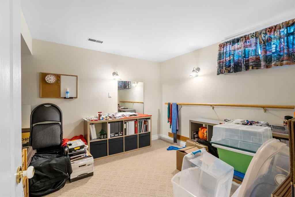 MLS® A2245296 - 4440 Brentwood Green NW in Brentwood Calgary, Residential