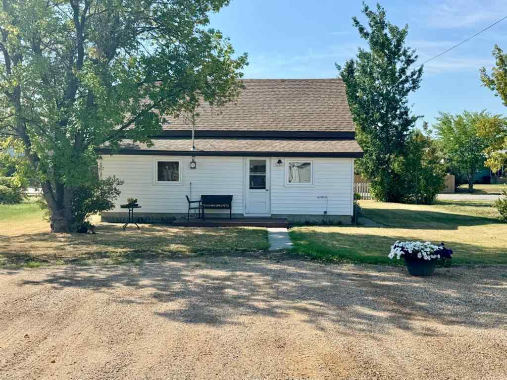 MLS® A2245305 - 210 3 Avenue N.E.   in NONE McLennan, Residential