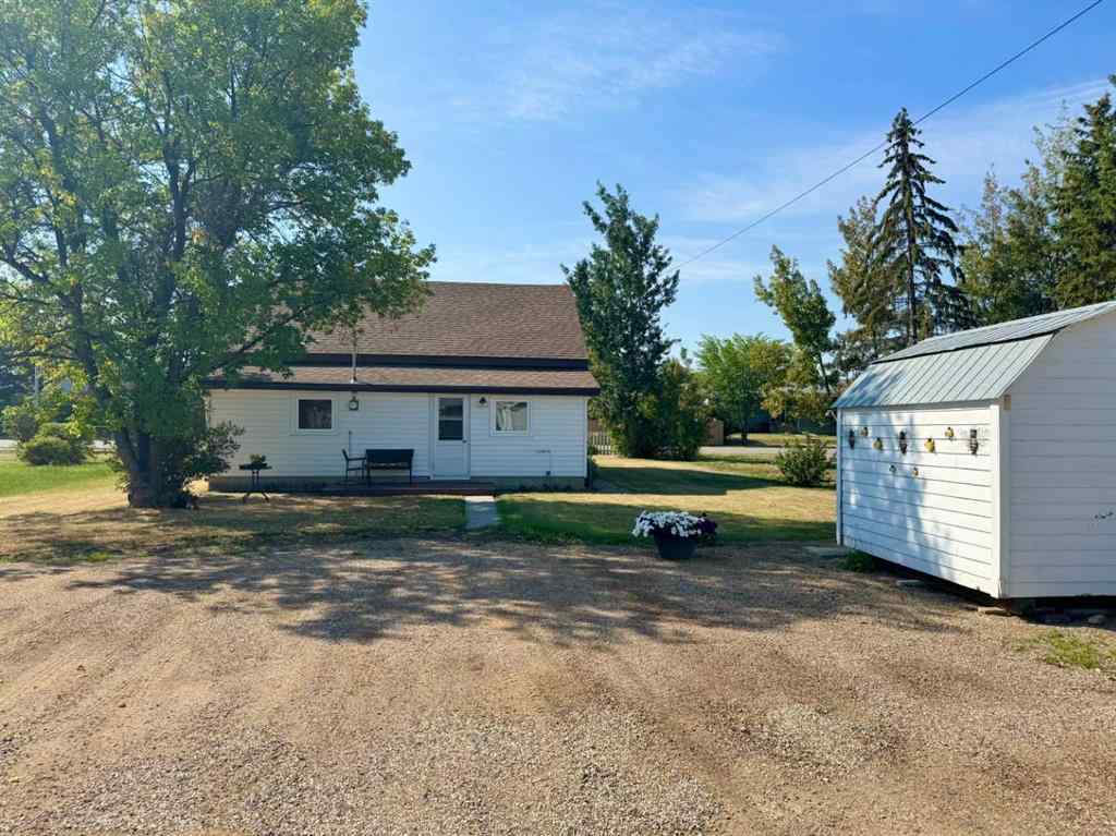 MLS® A2245305 - 210 3 Avenue N.E.   in NONE McLennan, Residential