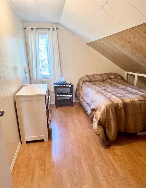 MLS® A2245305 - 210 3 Avenue N.E.   in NONE McLennan, Residential