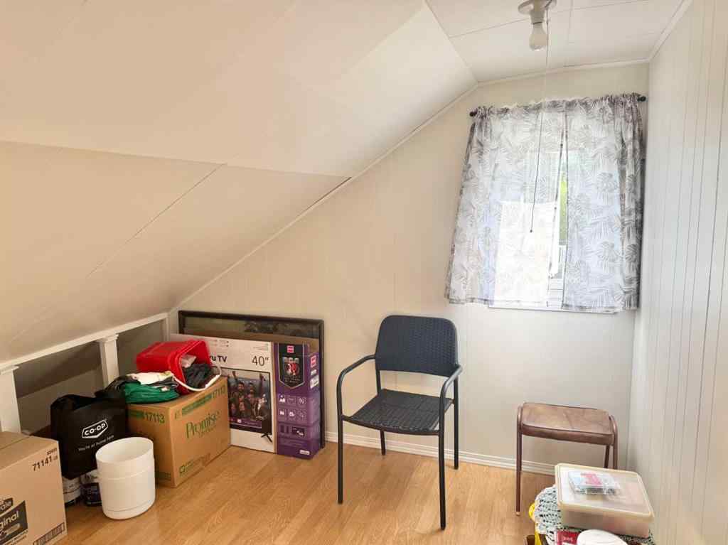 MLS® A2245305 - 210 3 Avenue N.E.   in NONE McLennan, Residential