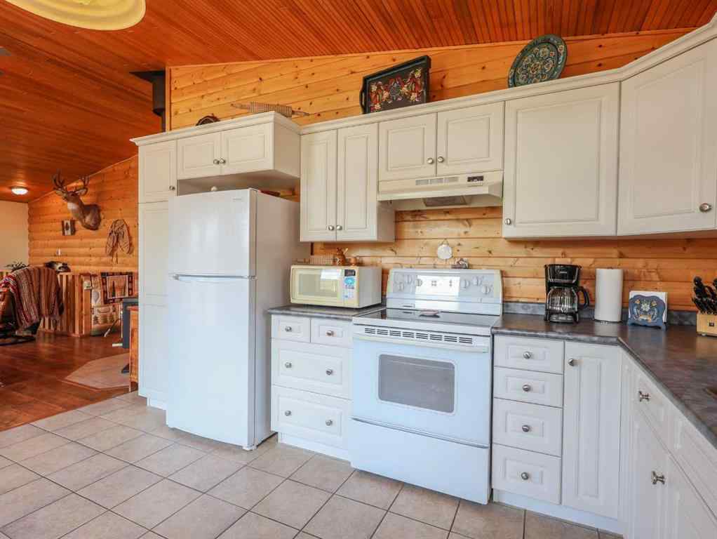 MLS® A2245313 - 20108 TWP 40-4   in NONE Rural Stettler No. 6, County of, Agri-Business