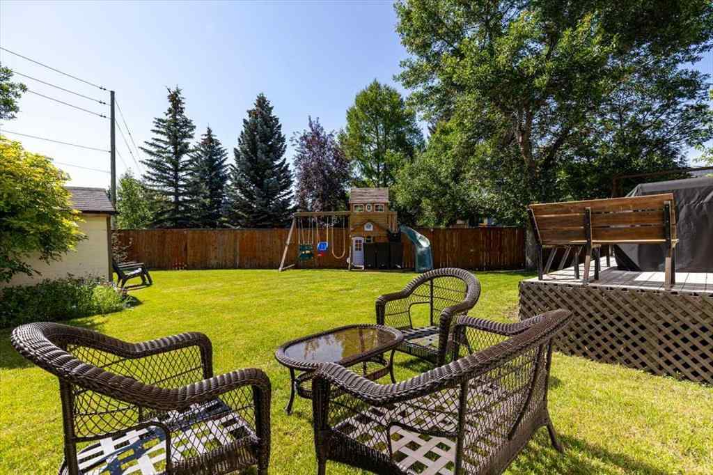 MLS® A2245315 - 88 Sundown Green SE in Sundance Calgary, Residential