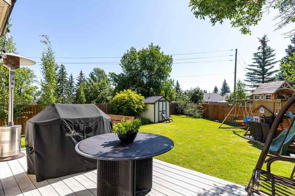 MLS® A2245315 - 88 Sundown Green SE in Sundance Calgary, Residential