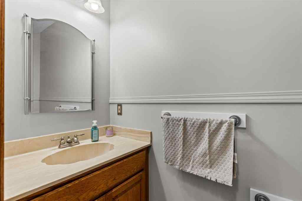MLS® A2245315 - 88 Sundown Green SE in Sundance Calgary, Residential