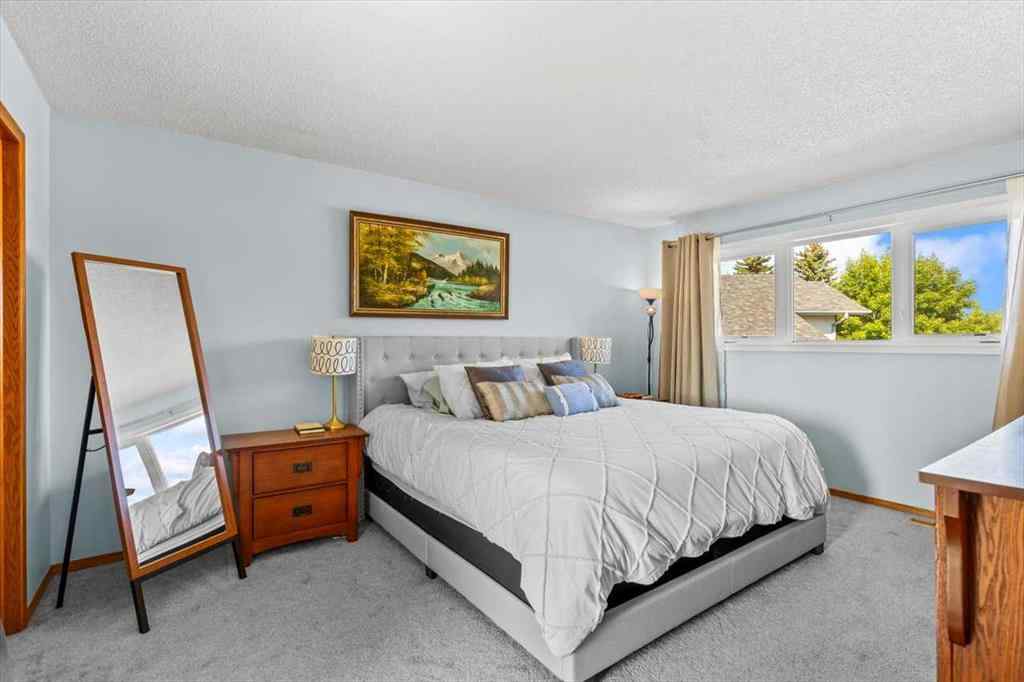 MLS® A2245315 - 88 Sundown Green SE in Sundance Calgary, Residential