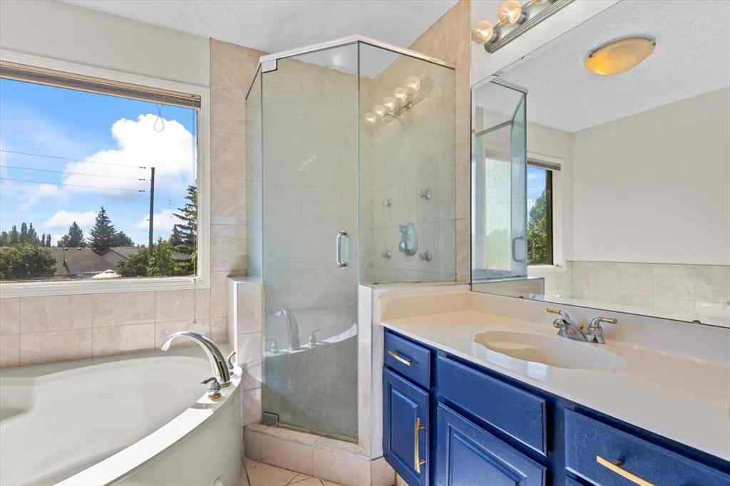 MLS® A2245315 - 88 Sundown Green SE in Sundance Calgary, Residential