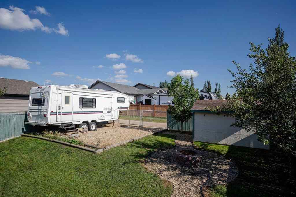 MLS® A2245336 - 4713 Westbrooke Road  in Valley Ridge Blackfalds, Residential