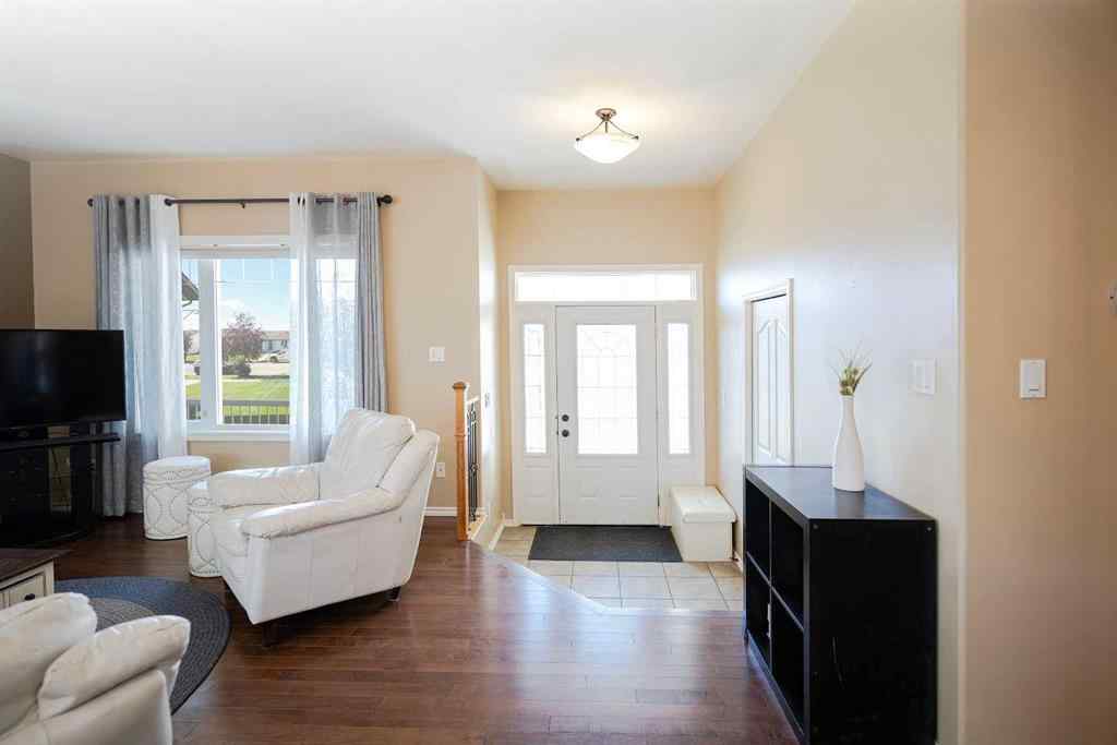 MLS® A2245336 - 4713 Westbrooke Road  in Valley Ridge Blackfalds, Residential