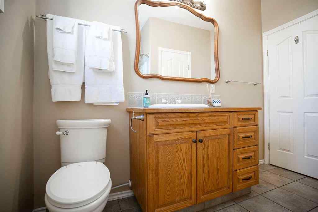 MLS® A2245336 - 4713 Westbrooke Road  in Valley Ridge Blackfalds, Residential