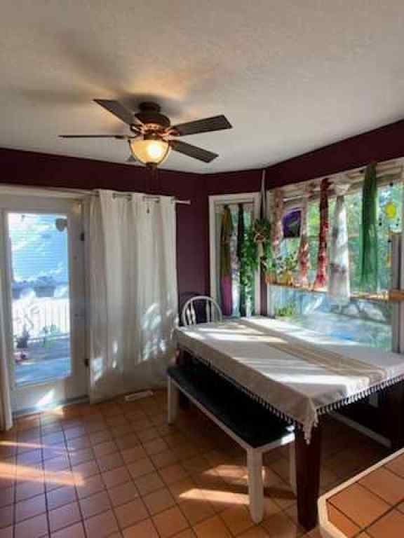 MLS® A2245338 - 10411 109 Avenue  in NONE High Level, Residential
