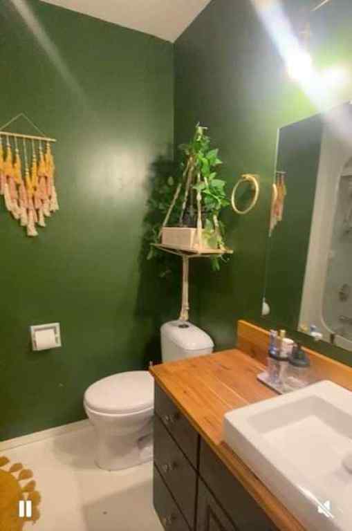 MLS® A2245338 - 10411 109 Avenue  in NONE High Level, Residential