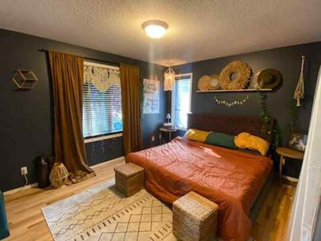 MLS® A2245338 - 10411 109 Avenue  in NONE High Level, Residential