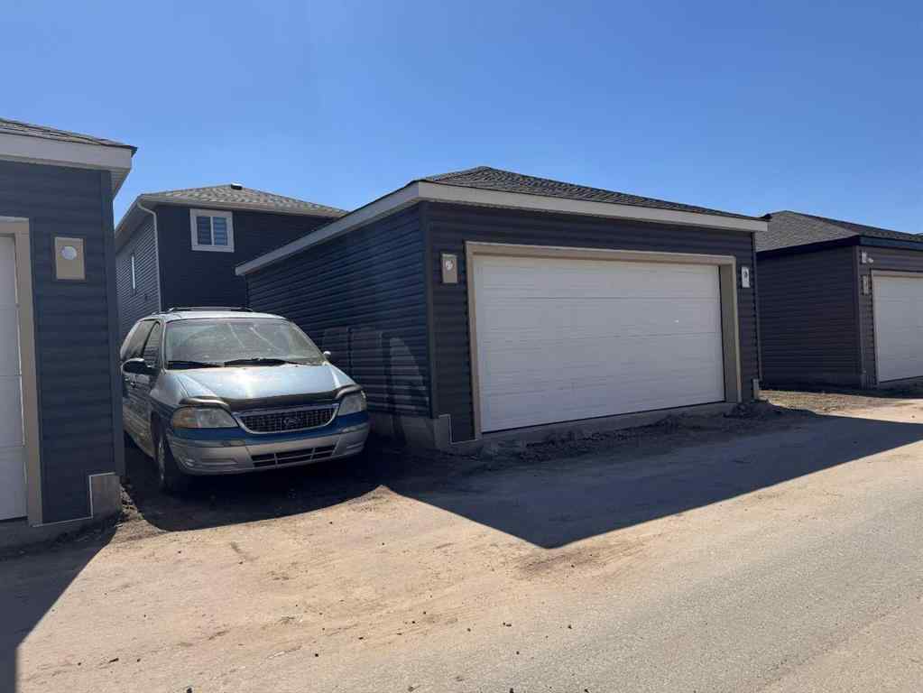 MLS® A2245345 - 840 Midtown Drive  in Midtown Airdrie, Residential